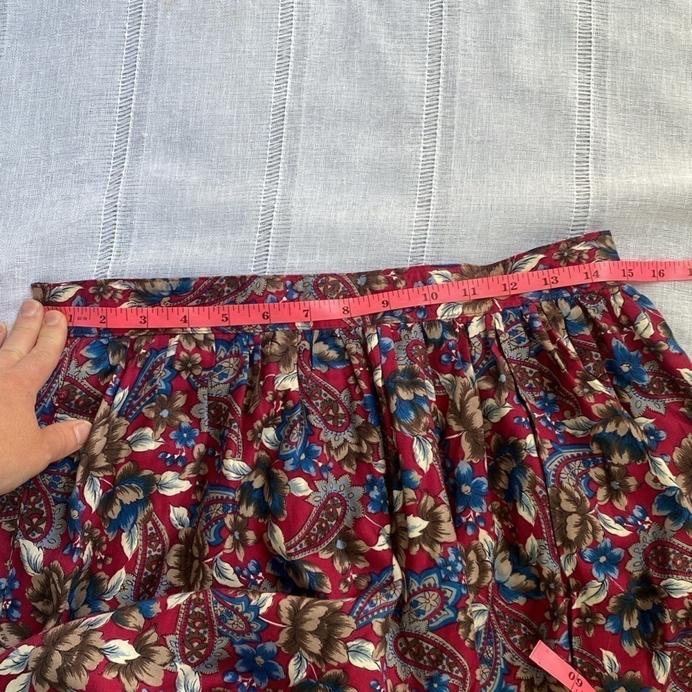 FL Collections vintage floral midi skirt. - Picture 7 of 10